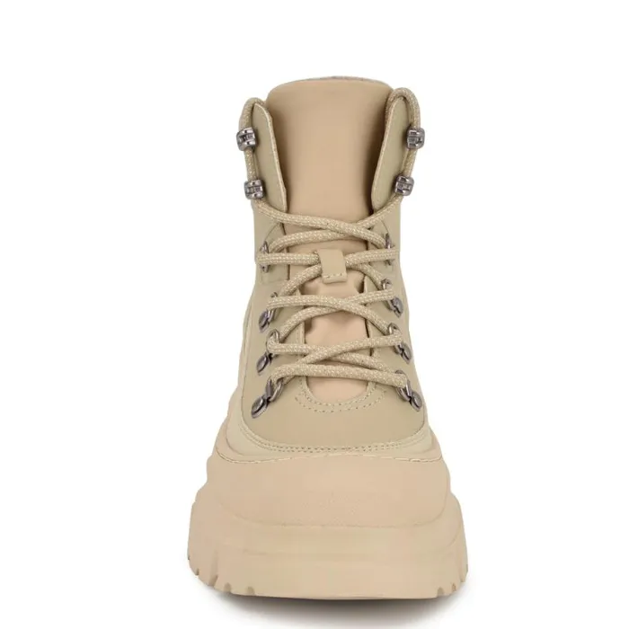 Budde Lug Sole Casual Booties Light Natural Women Nine West Boots and Booties