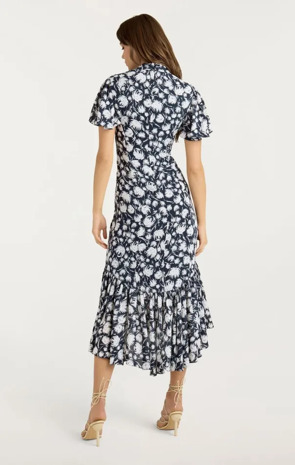 Cinq Sept Graphic Floral Peeta Dress Navyivory Women Midi