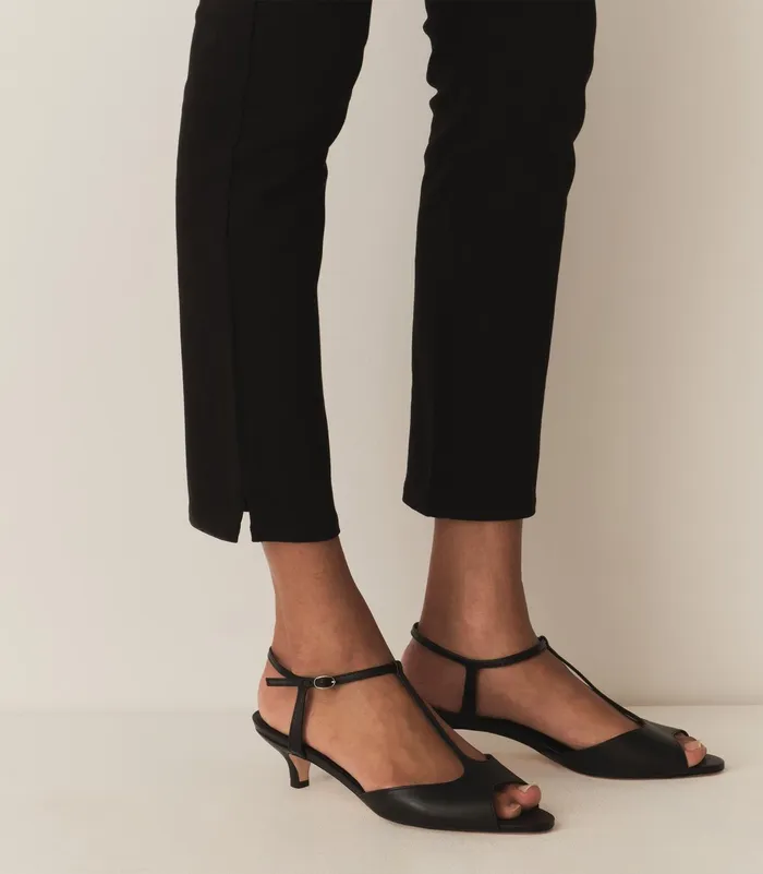 DEN Shoes Women Maisie TStrap Black Box Calf