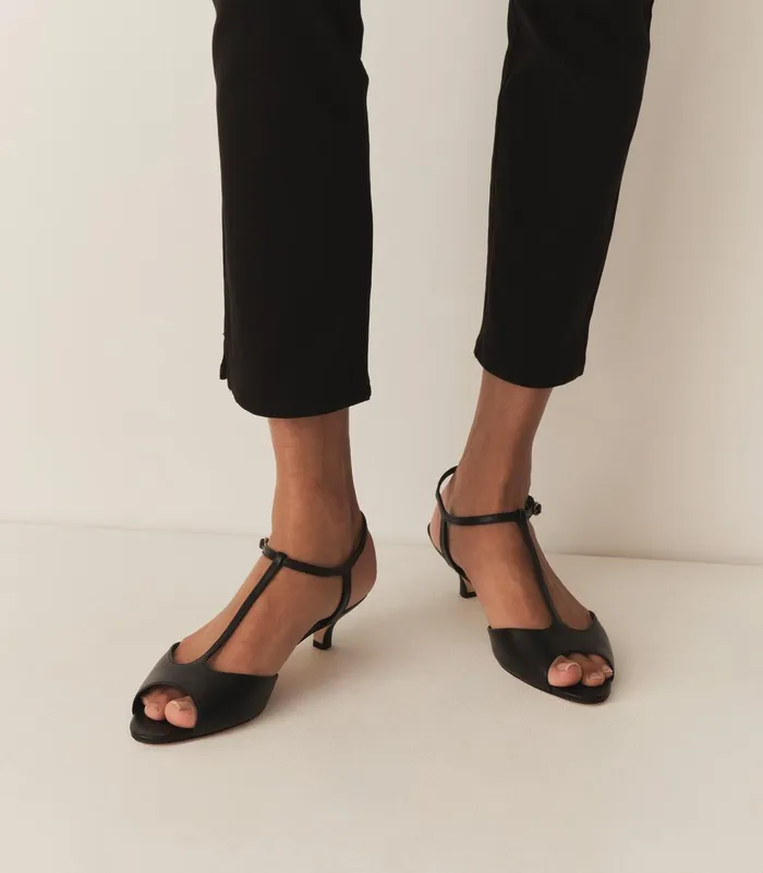 DEN Shoes Women Maisie TStrap Black Box Calf DEN Shoes Women Maisie TStrap Black Box Calf