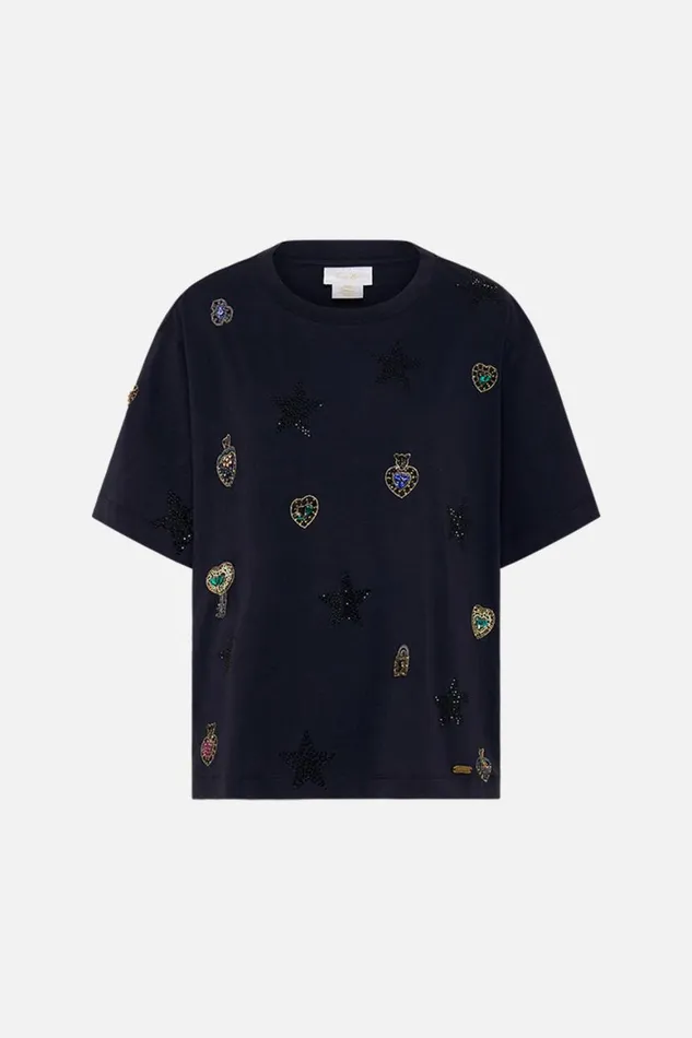 EMBELLISHED CLASSIC TEE AMSTERGLAM Amsterglam Womens Camilla Tees