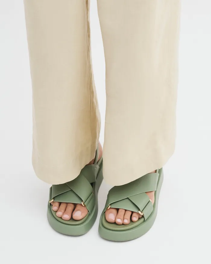 FLAT SANDALS jomercer Women Marley flat sandals pistachio green leather