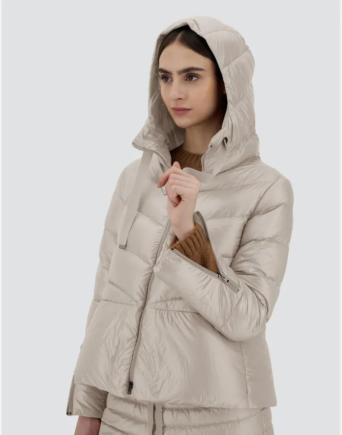 Herno CAPE IN NYLONULTRALIGHT Chantilly Women Short Down Jackets
