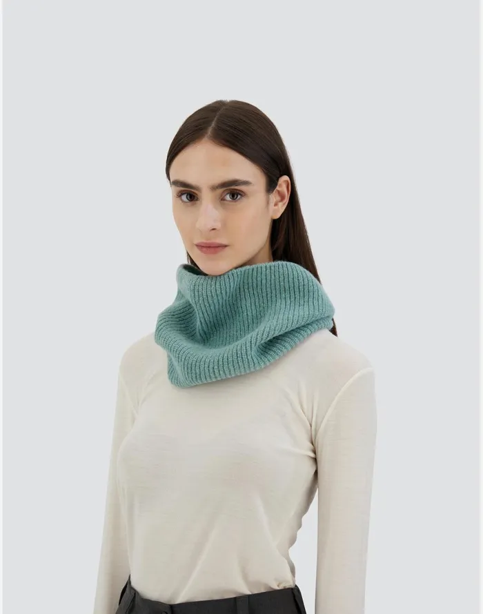 Herno NECK WARMER IN PLAINALPACA WOOL Green Women Scarves
