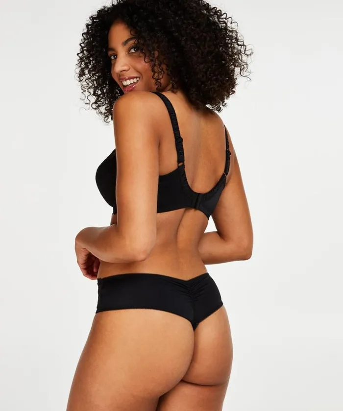 Hunkemller Diva NonPadded Underwired Bra 8211 Black Black 8211 Women Hunkemller Diva NonPadded Underwired Bra 8211 Black Black 8211 Women