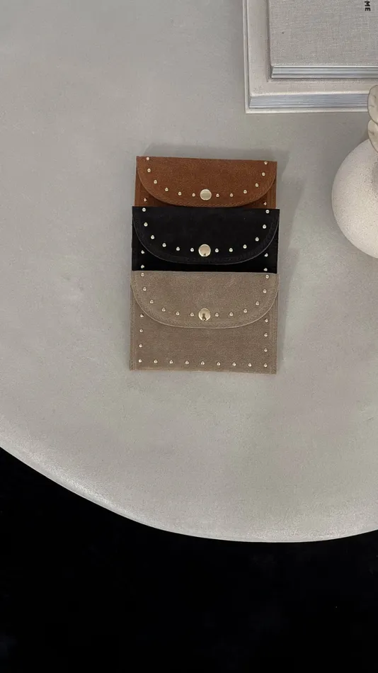 Jewelry and Accessories Handbags Easy Clothes Beige Bil Leather Pouch Beige Jewelry and Accessories Handbags Easy Clothes Beige Bil Leather Pouch Beige