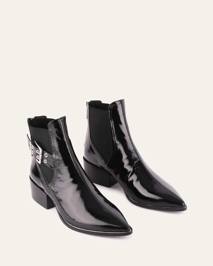 jomercer FLAT BOOTS Women River flat ankle boots black crinkle patent jomercer FLAT BOOTS Women River flat ankle boots black crinkle patent