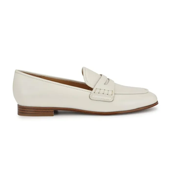 Manner Casual Loafers White Leather Women Nine West Flats