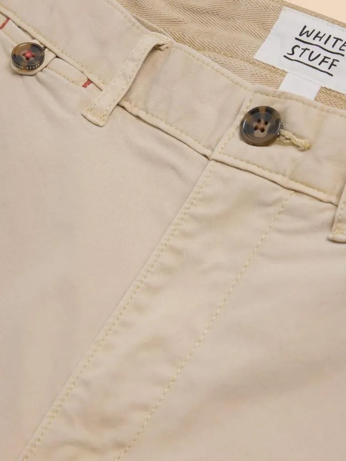 Men CHINOS White Stuff Sutton Organic Chino Trouser Light Natural Men CHINOS White Stuff Sutton Organic Chino Trouser Light Natural