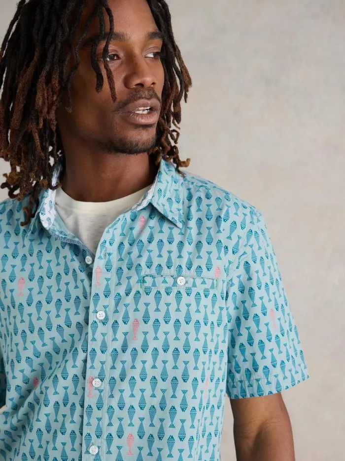 Men SHIRTS White Stuff Geo Fish Printed SS Shirt Blue Print