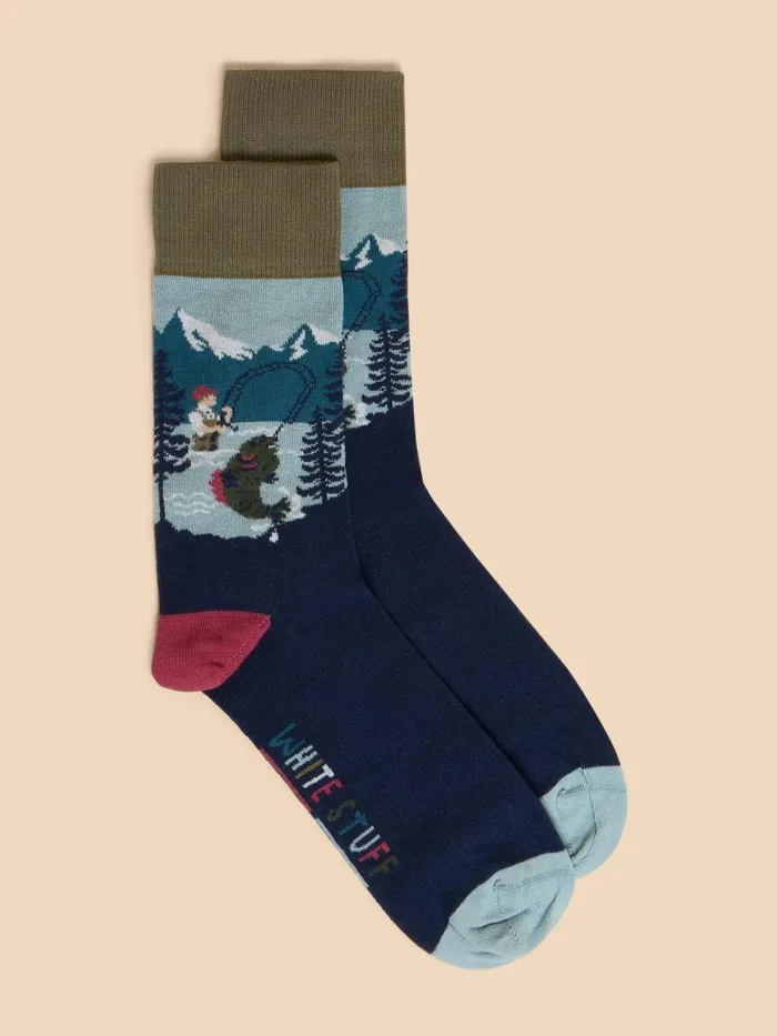 Men SOCKS White Stuff Fishing Scene Ankle Sock Blue Multi
