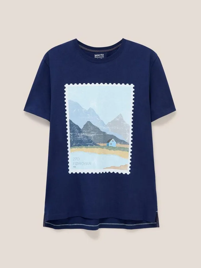 Men TSHIRTS White Stuff Foroyar Graphic Tshirt French Navy