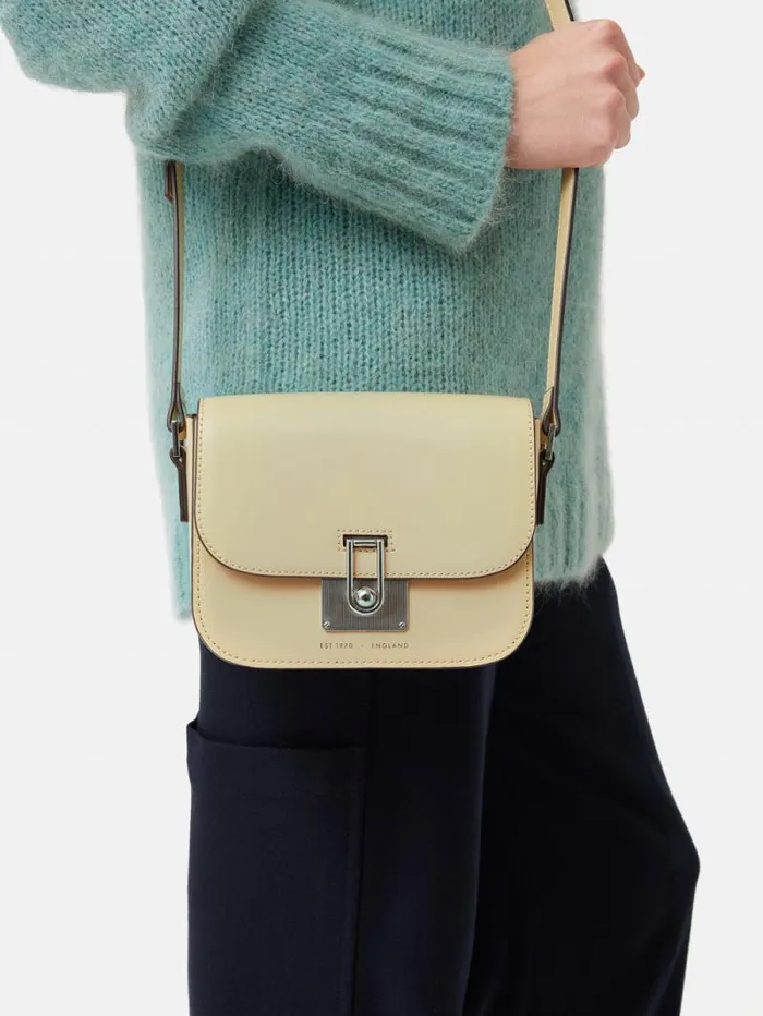 Meret Crossbody Cream Women Jigsaw Bags