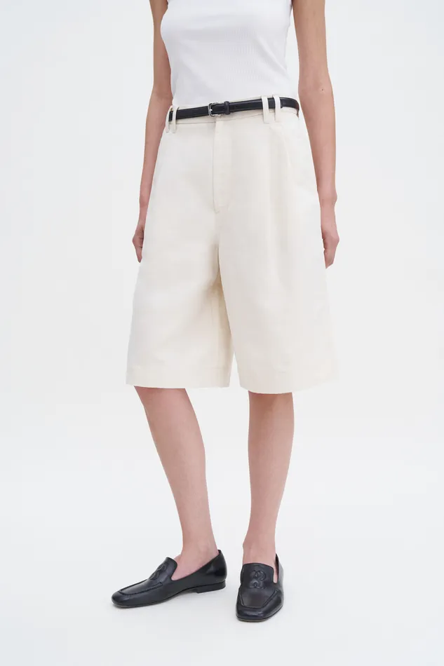 Relaxed Pleated Cotton Linen Shorts Cream White Trousers filippak Women