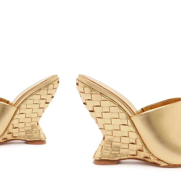 Sandals Aprill Woven Leather Sandal Gold Schutz Shoes Mule