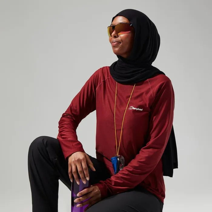 Technical Baselayers Women Berghaus 247 Tech Long Sleeve Crew Tee 8211 Dark Red