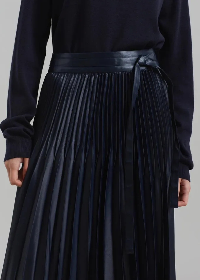 The Frankie Shop 31 Phillip Lim Chintz Pleated Skirt 8211 Midnight Shop Clothing