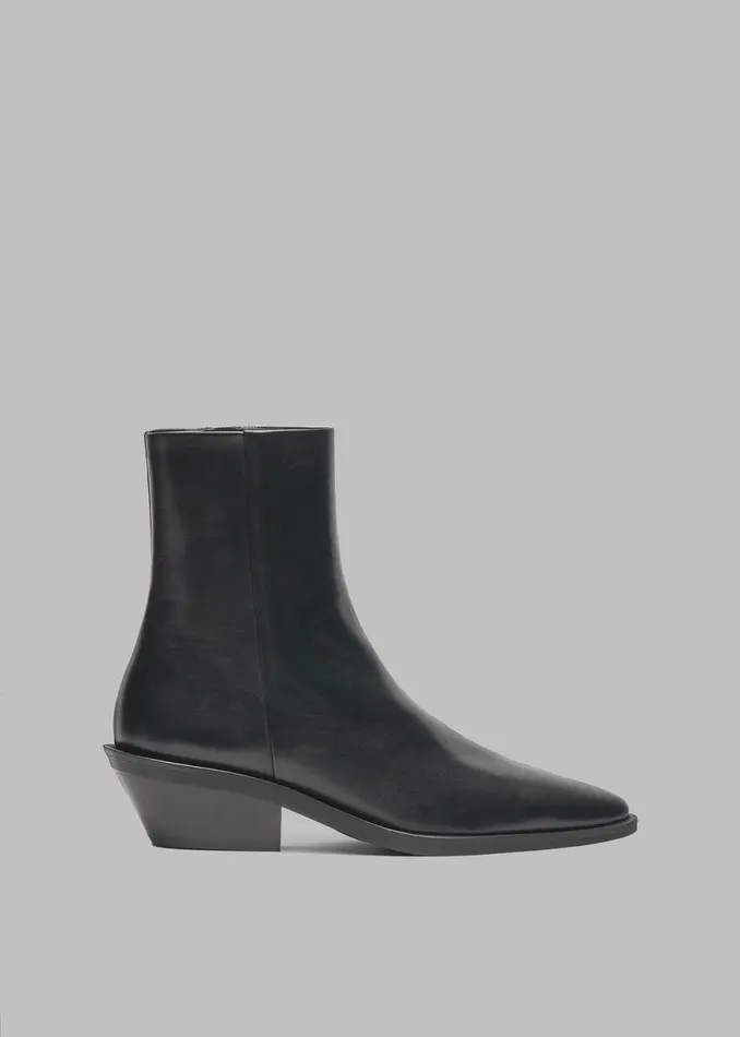 The Frankie Shop AEmery Hudson Boot 8211 Black Shop Shoes