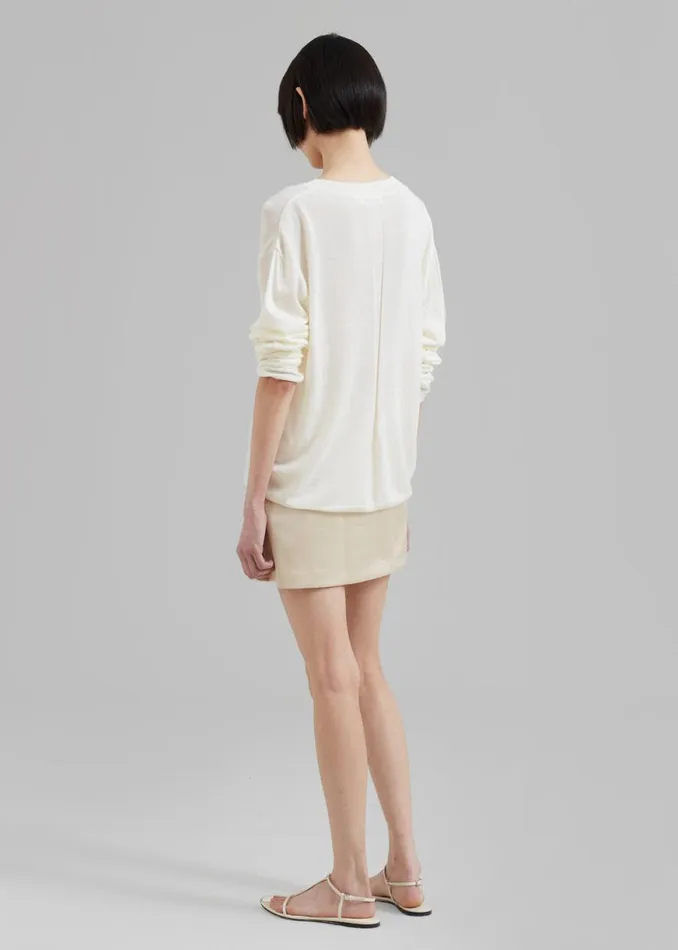 The Frankie Shop Hudson Satin Cargo Skirt 8211 Beige Shop Bottoms