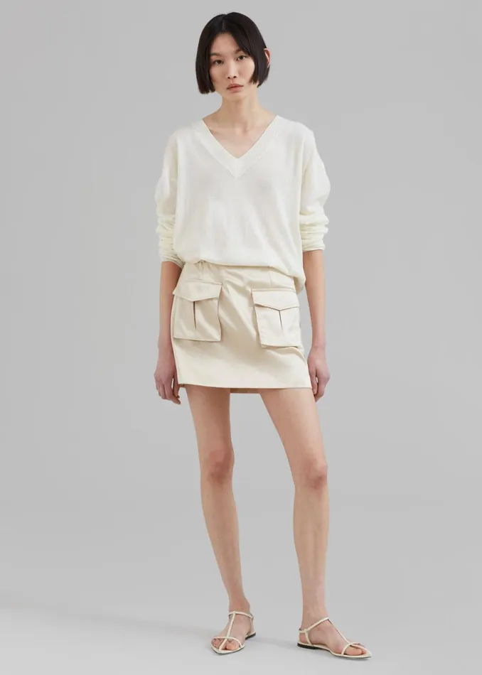 The Frankie Shop Hudson Satin Cargo Skirt 8211 Beige Shop Bottoms