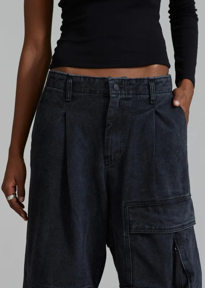The Frankie Shop Lenny Cargo Jeans 8211 Black Washed Shop Denim
