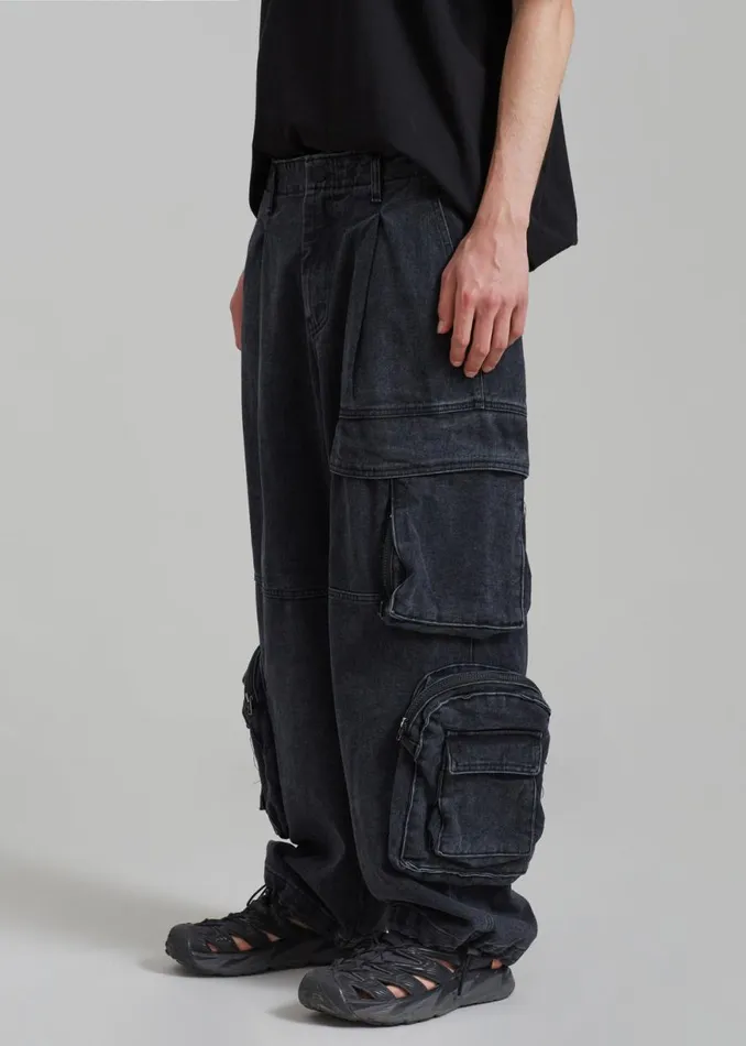 The Frankie Shop Lenny Cargo Jeans 8211 Black Washed Shop Denim