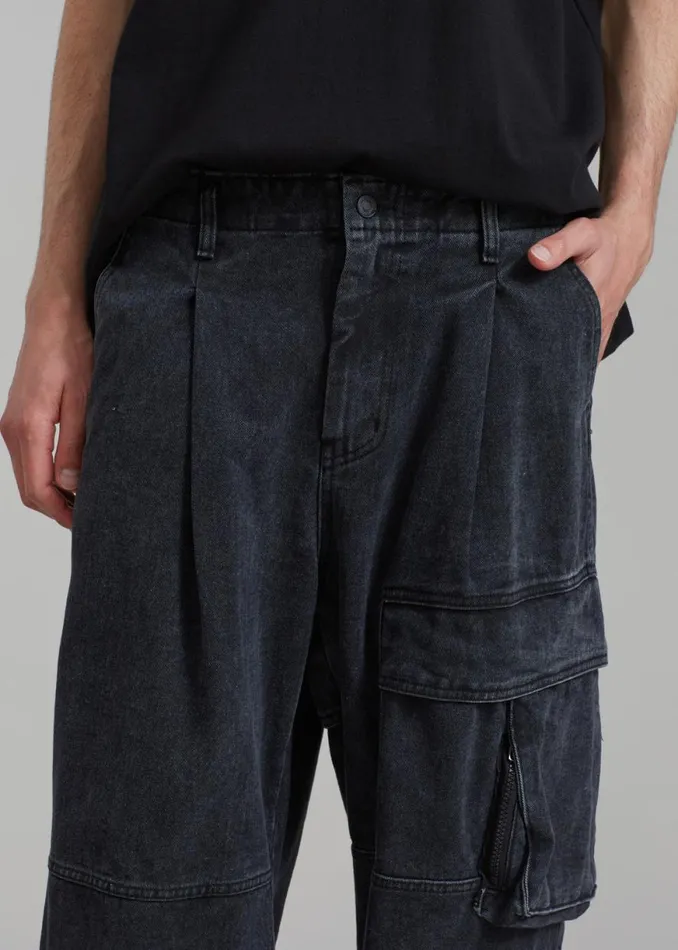 The Frankie Shop Lenny Cargo Jeans 8211 Black Washed Shop Denim