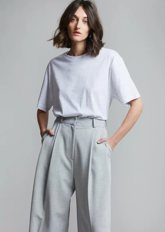 The Frankie Shop Lilou Simple Tee 8211 Light Grey Melange Shop Tops