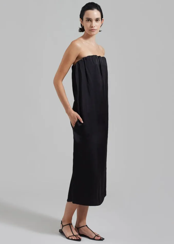 The Frankie Shop Loulou Studio Siple Long Dress 8211 Black Shop Dresses