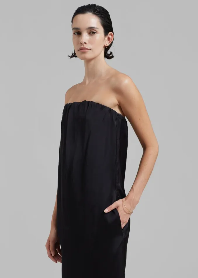 The Frankie Shop Loulou Studio Siple Long Dress 8211 Black Shop Dresses