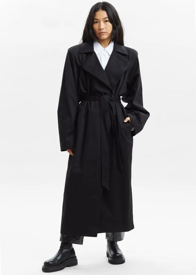 The Frankie Shop Marisol Box Shoulder Trench 8211 Black Shop Outerwear
