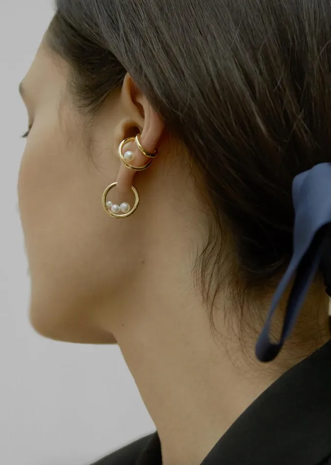 The Frankie Shop Otiumberg Trio Pearl Hoops 8211 Gold Shop Accessories