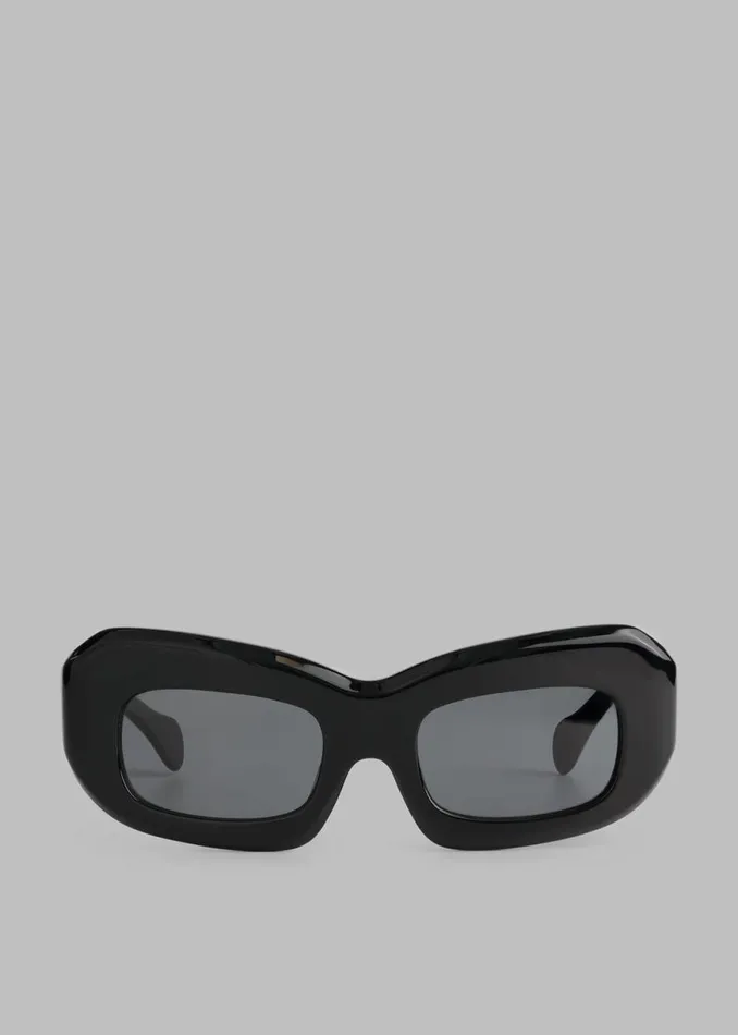 The Frankie Shop Port Tanger Baraka Sunglasses 8211 Black Acetate Shop Accessories