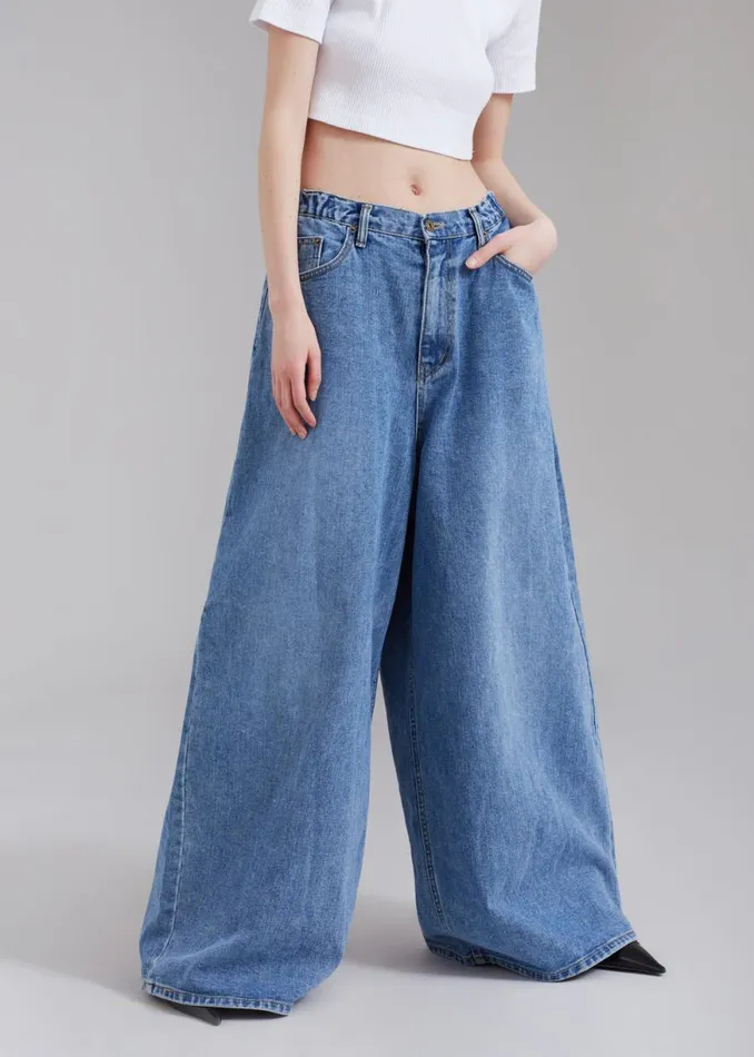 The Frankie Shop Sasha Wide Leg Jeans 8211 Worn Wash Shop Clothing