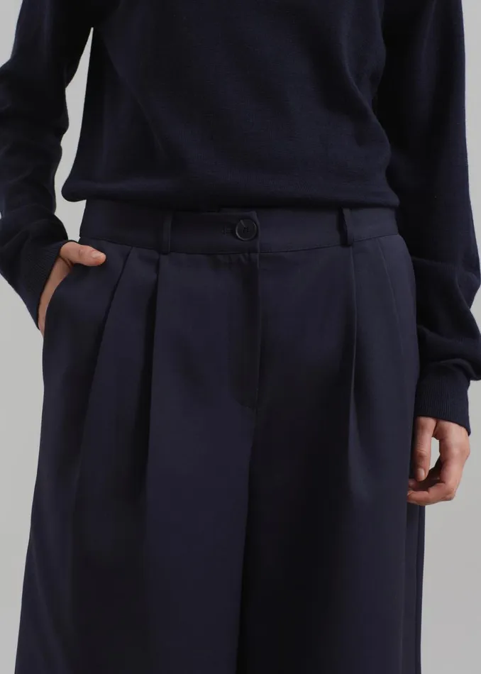 The Frankie Shop Wilma Pleated Bermuda Shorts 8211 Navy Shop Bottoms