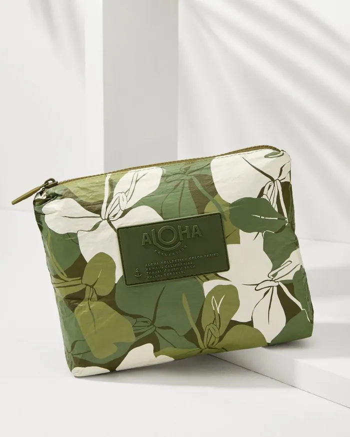 Tommy Bahama Handbags and Clutches Aloha Collection Ginger Camo Small Pouch Scopeolive 8211 WomenBeach and Home Tommy Bahama Handbags and Clutches Aloha Collection Ginger Camo Small Pouch Scopeolive 8211 WomenBeach and Home