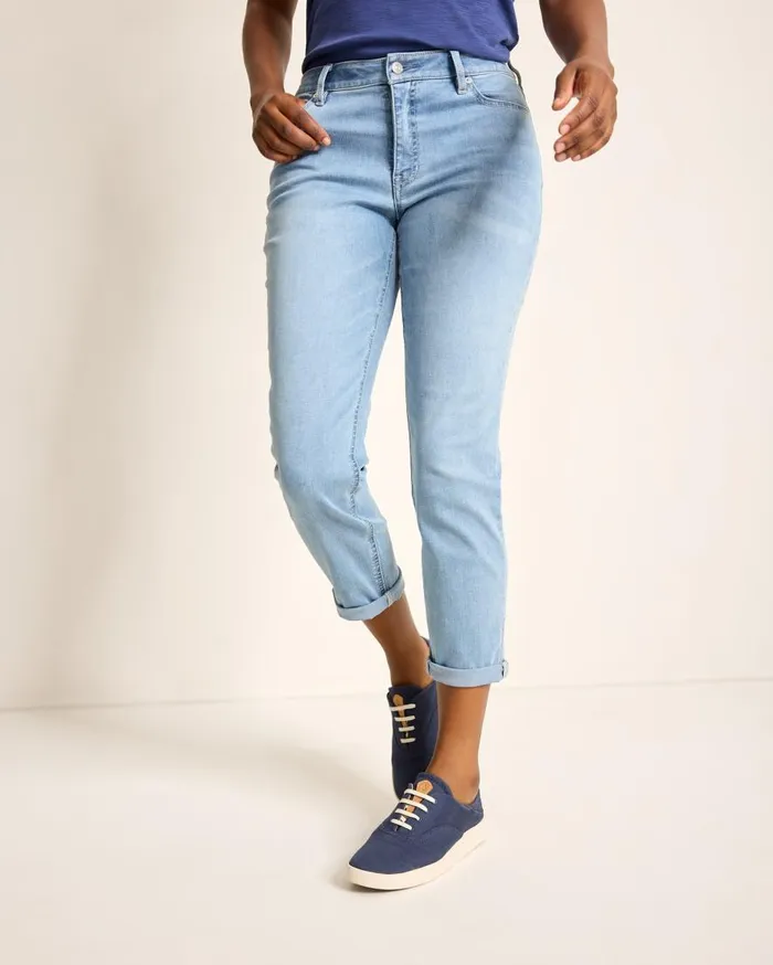 Tommy Bahama Jeans MidRise Boyfriend Jeans Light Bright Blue Wash 8211 Women