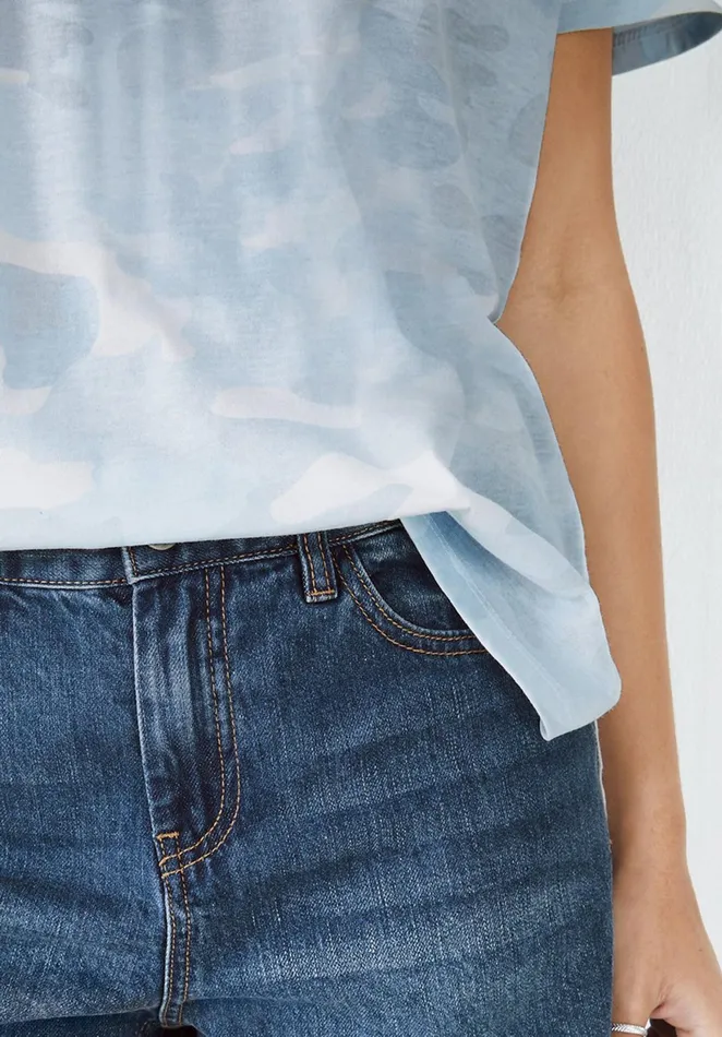Tops and TShirts Women Hush Camo VNeck Relaxed TShirt Pale Blue Camo
