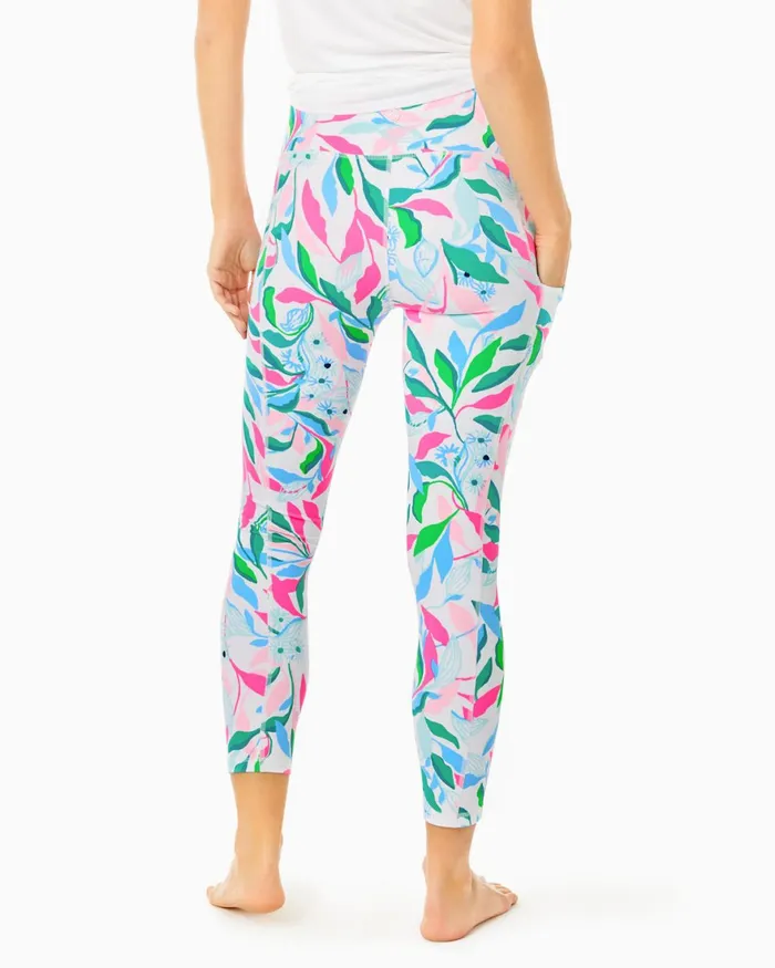 Tops Women Lilly Pulitzer UPF 50 Luxletic Lakelyn Bra Polo Top Resort White Holding Court Tops Women Lilly Pulitzer UPF 50 Luxletic Lakelyn Bra Polo Top Resort White Holding Court