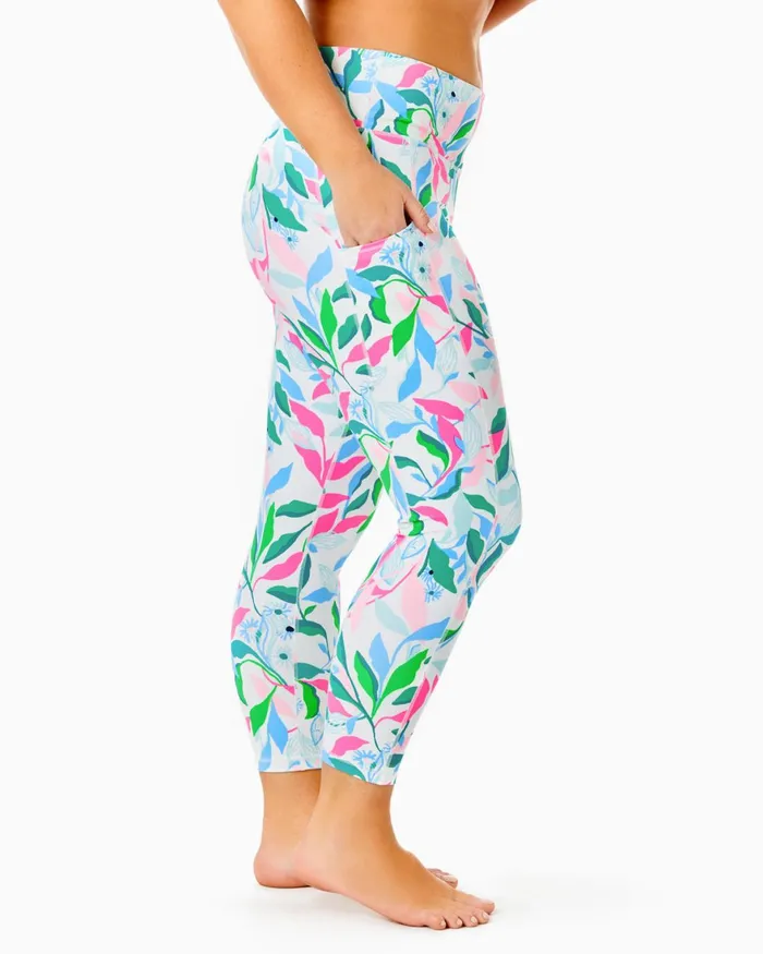 Tops Women Lilly Pulitzer UPF 50 Luxletic Lakelyn Bra Polo Top Resort White Holding Court Tops Women Lilly Pulitzer UPF 50 Luxletic Lakelyn Bra Polo Top Resort White Holding Court