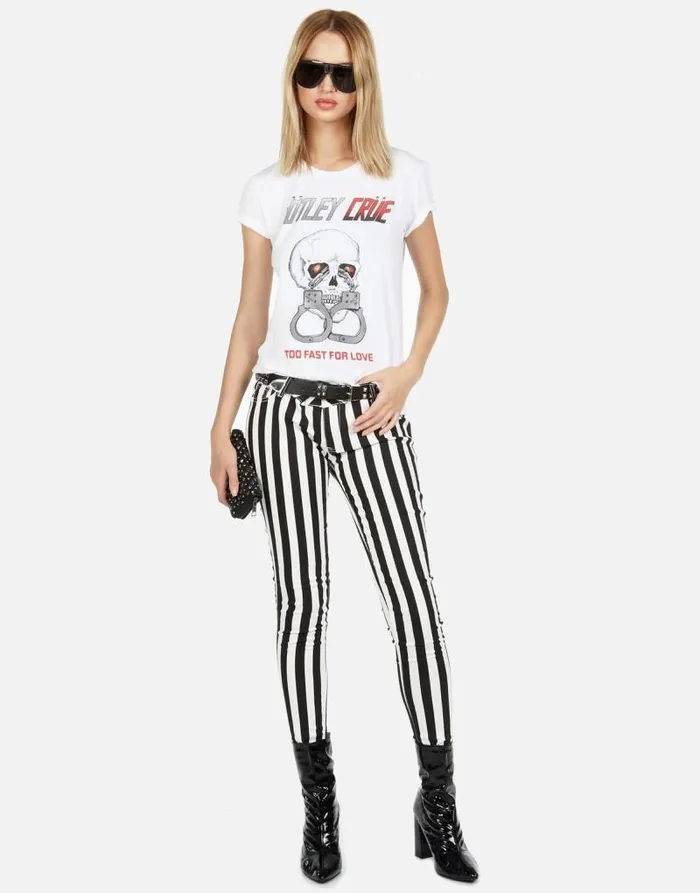 Wolf Too Fast For Love Onyx Women Lauren Moshi Short Sleeve