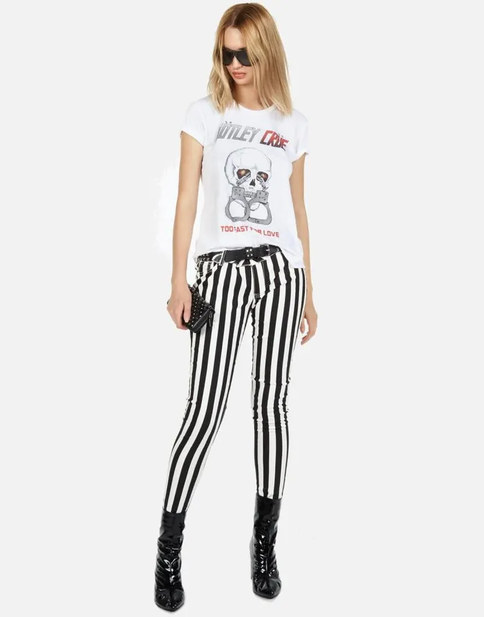 Wolf Too Fast For Love Onyx Women Lauren Moshi Short Sleeve