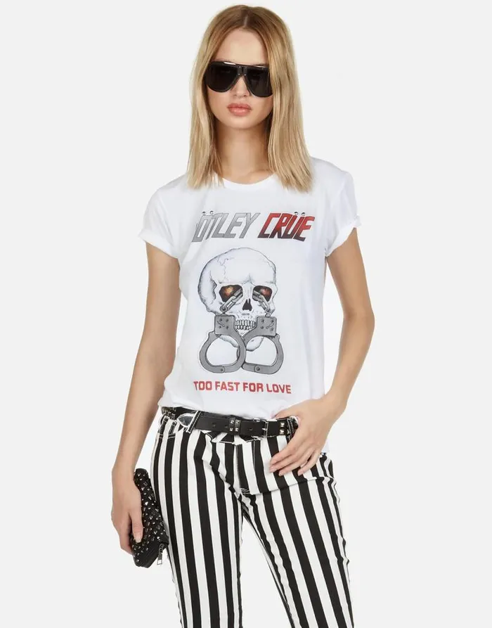 Wolf Too Fast For Love Onyx Women Lauren Moshi Short Sleeve