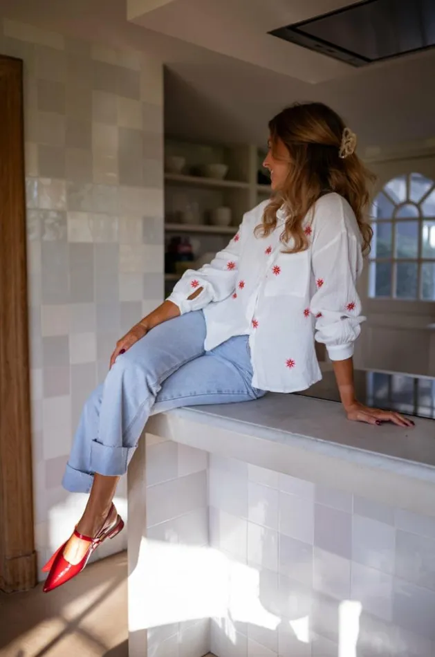 Women039s Clothing Shirts Easy Clothes Ecru Grace Shirt With Red And Pink Floral Pattern