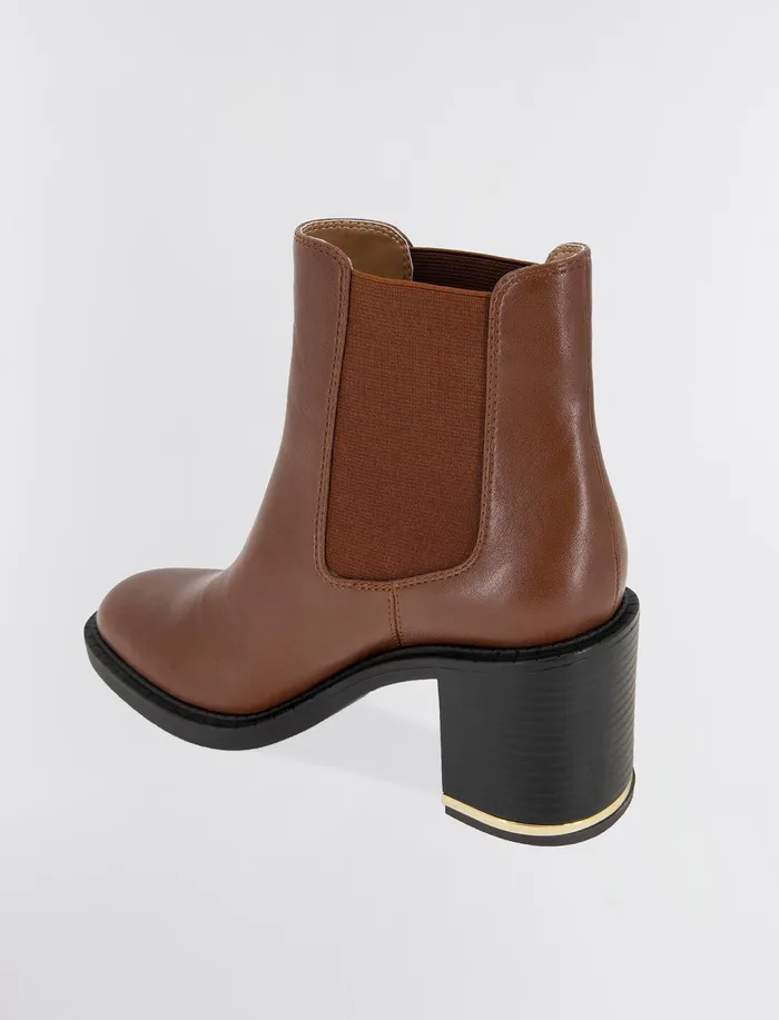 Women BCBGeneration BCBG Brown Boxxa Chelsea Boot Sugar Almond
