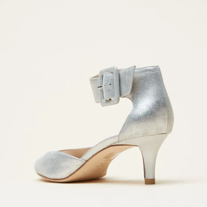 Women Berlin Low Heel 8211 Silver Pelle Moda Low Heels