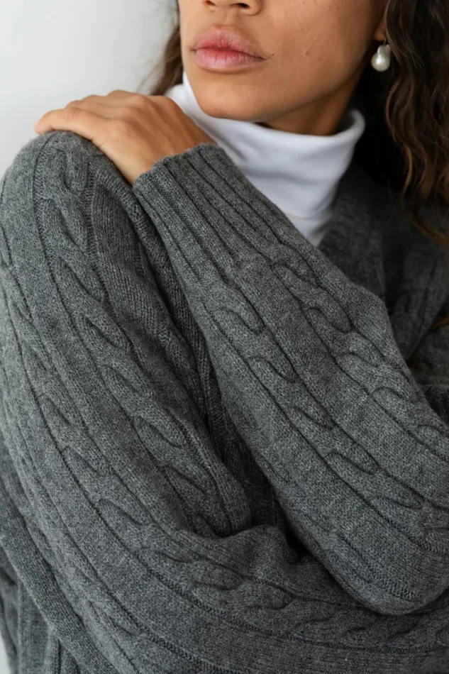Women DONNI Sweaters The Cable VNeck Sweater