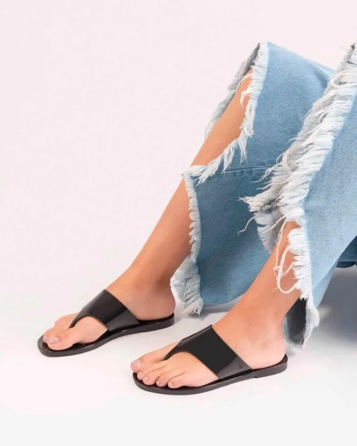Women Essential Chic Black Melissa Flip Flops