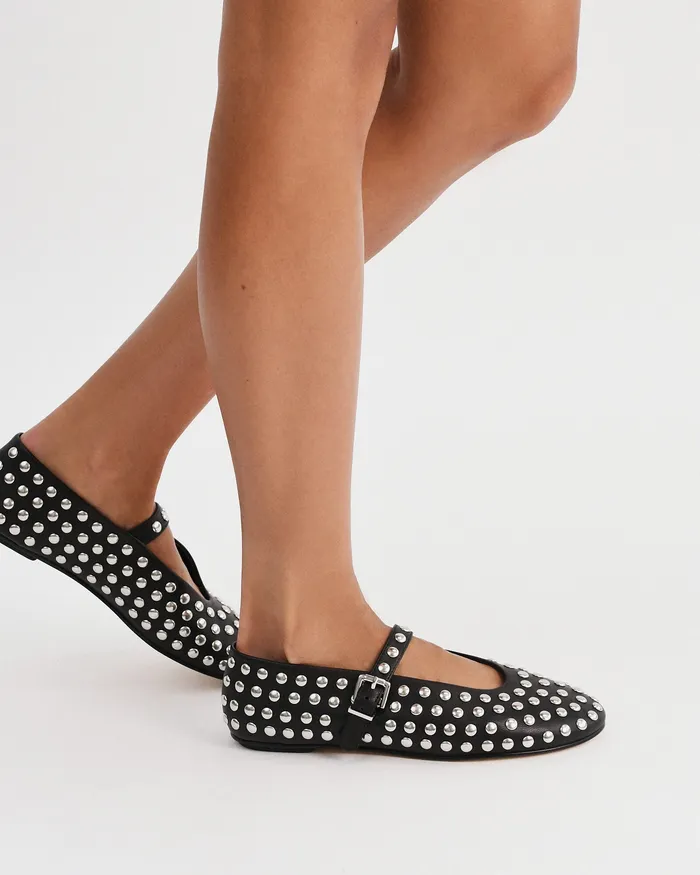 Women Gigi casual flats black leather CASUAL jomercer