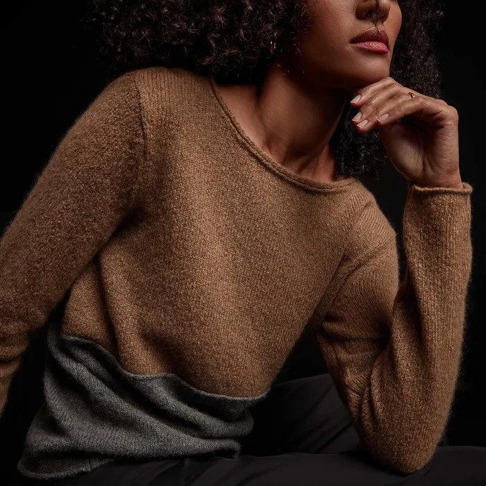 WOMEN James Perse SWEATERS Two Tone Cashmere Boatneck Sweater Walnutthunder